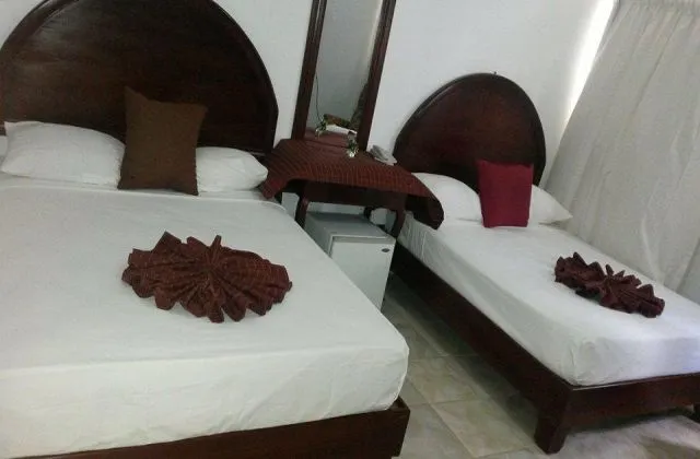 Hotel Nuevo Amanecer El Catey room 2 grands bed